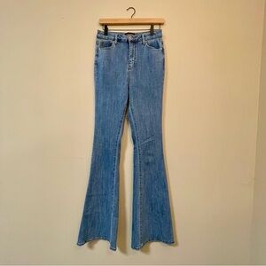 Alloy 70s-inspired High-Waisted Flare Jeans - 8x37